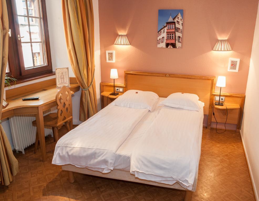 Hotel Le Saint Nicolas Рикевір Екстер'єр фото